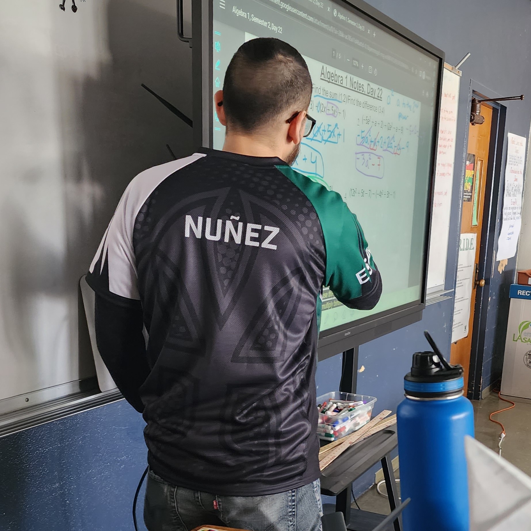 Hamilton Esports player wearing the Founders Edition jersey